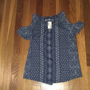 Cold shoulder tank top